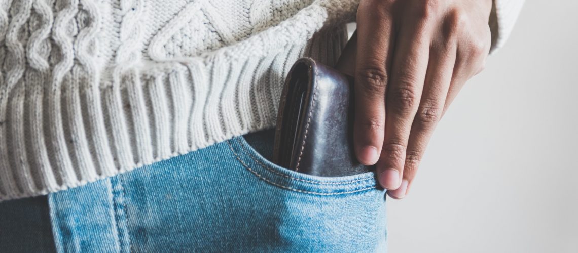taking-out-wallet-from-pocket_t20_GgvGvw